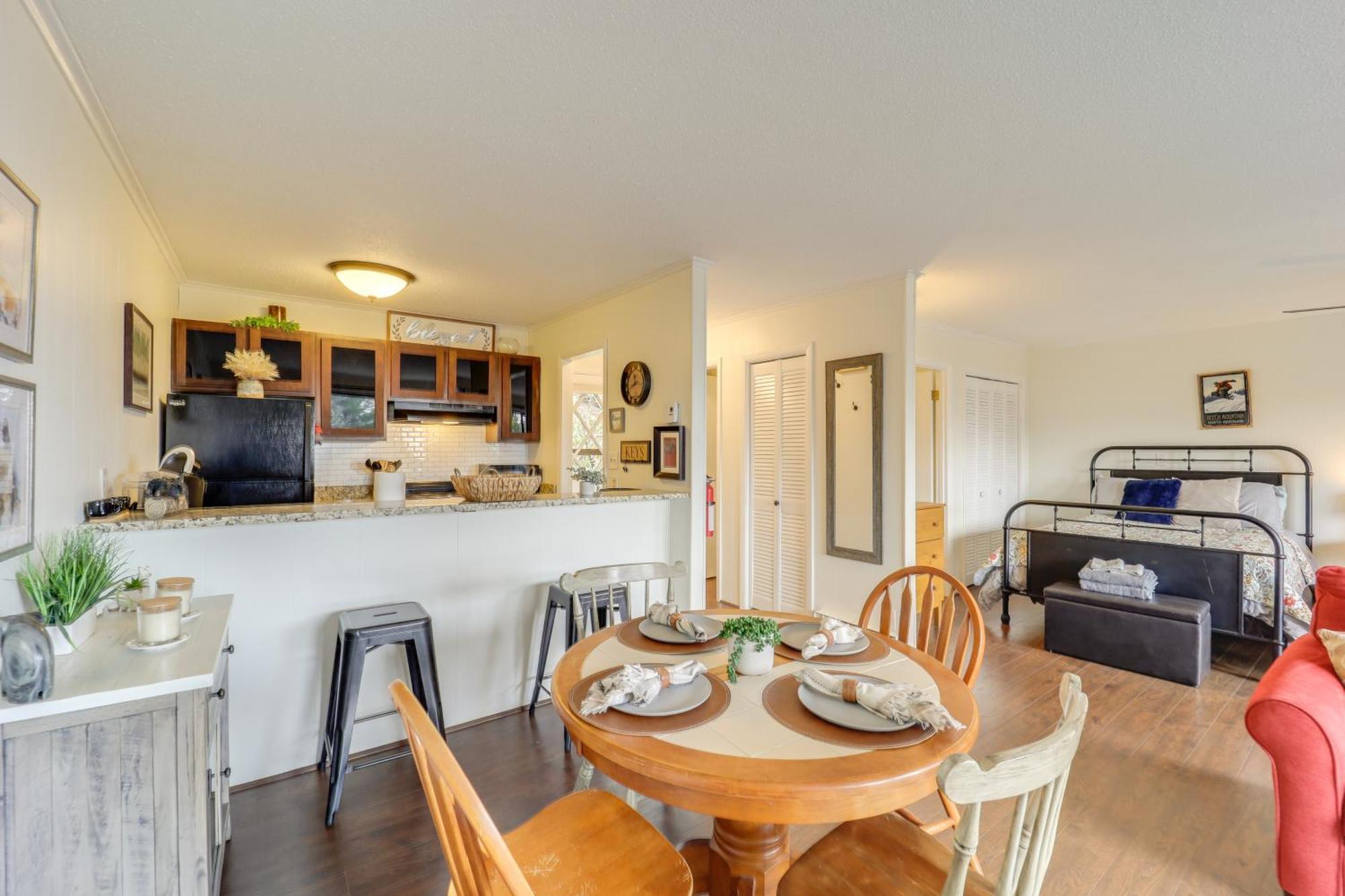 Beech Mountain Studio With Balcony Less Than 1 Mi To Skiing! Exterior foto